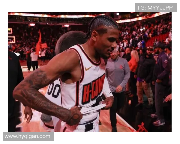 火箭队与国王队激战第四节精彩录像回放分析与精彩瞬间回顾